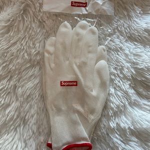 NEW Supreme Rubberized Gloves